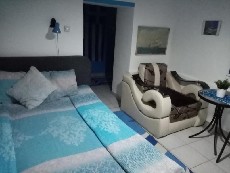 Double Room image 4