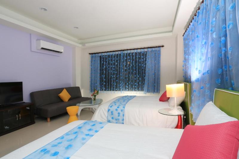 Dania Garden - image 35