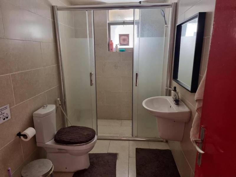 Rainbow Guest House - image 7