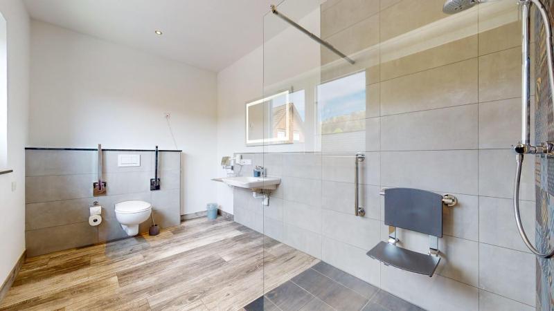 Junior Suite with Balcony image 3