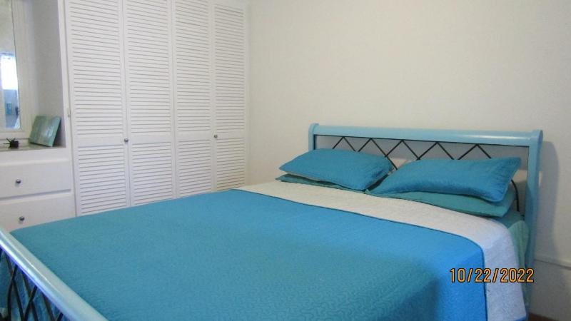 Cozy quiet 1 bedroom 2A near Beach near US Embassy - image 10