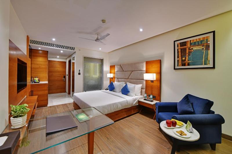 Fern Club Room image 1