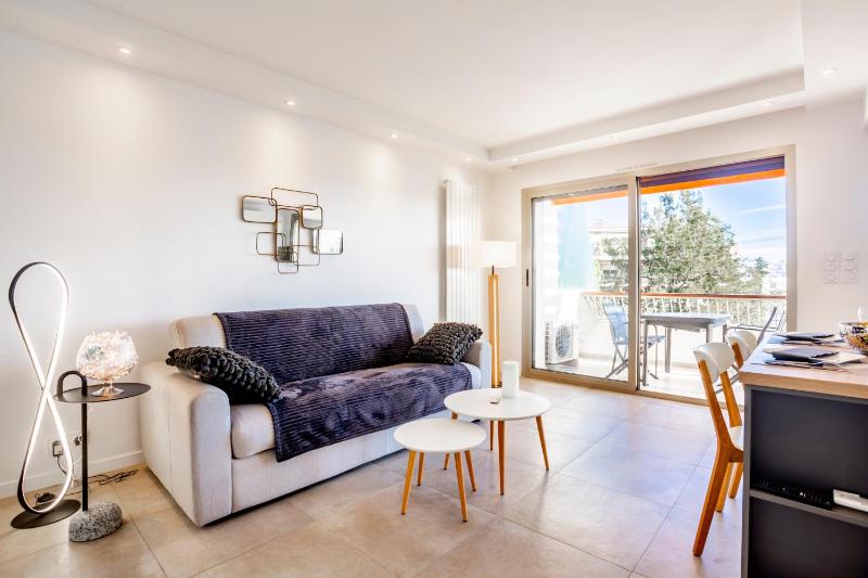 One BDRM flat A/C-Congress/Beaches by Olidesi - image 5