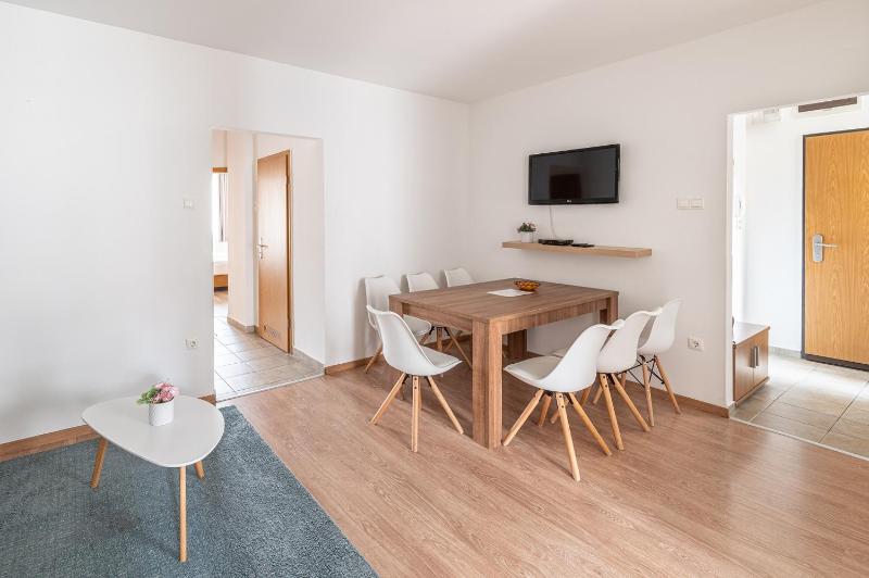 Nova Apartments - image 11