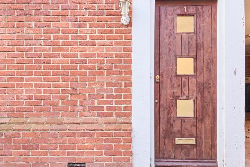 Two-Bedroom House image 3