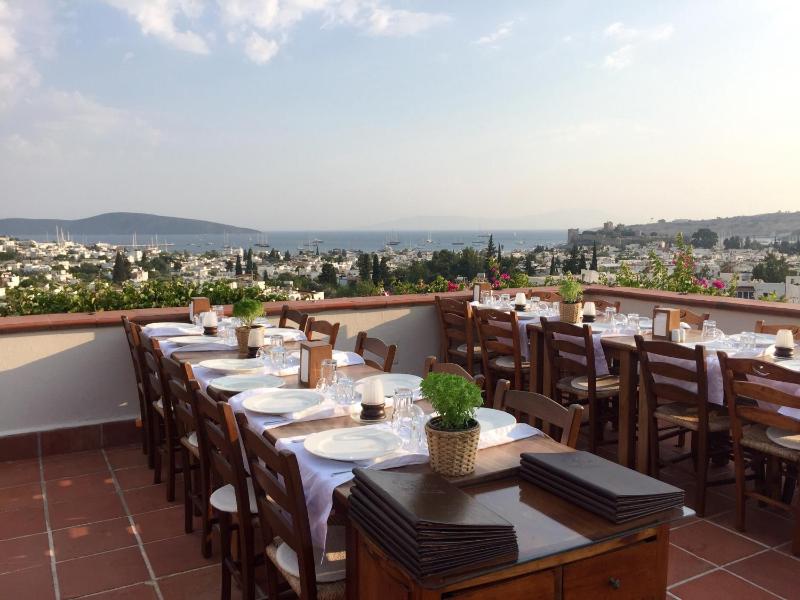 Economy Double Room image 2