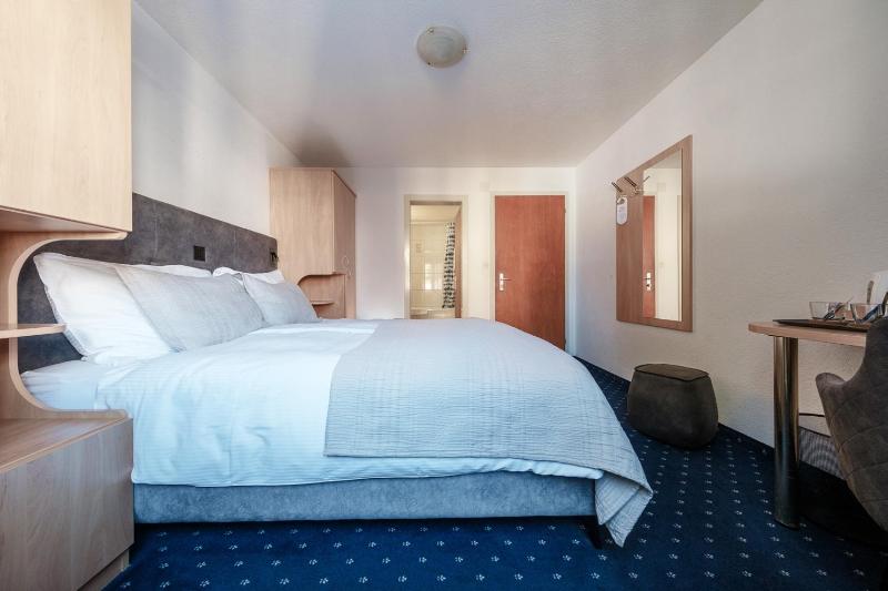 Budget Double Room image 2