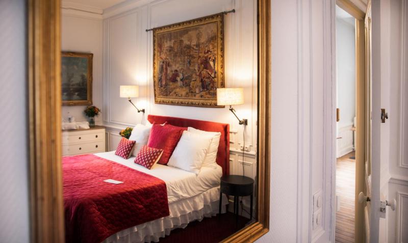 Royal Suite image 3