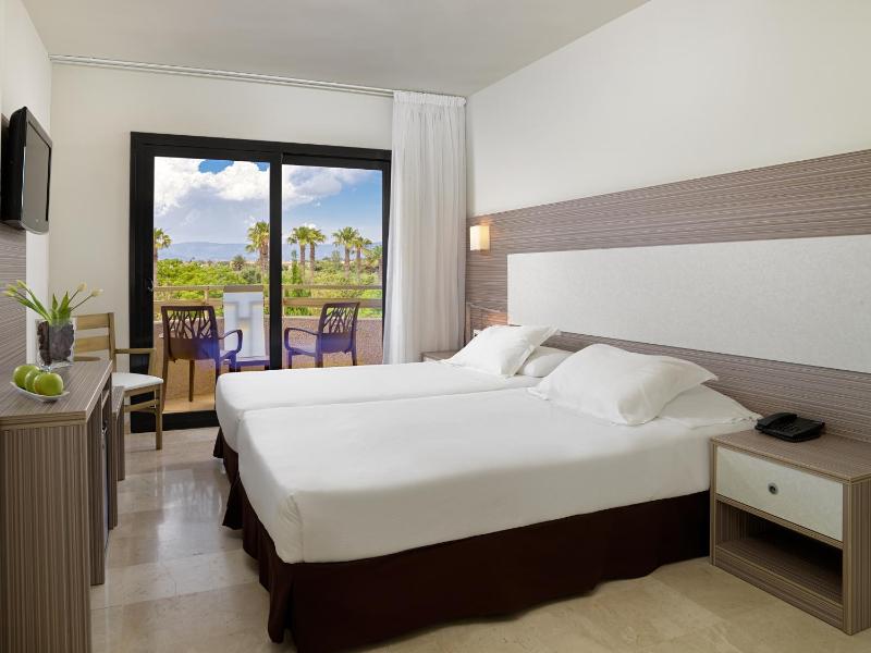Double Room with Extra Bed (3 Adults) image 3
