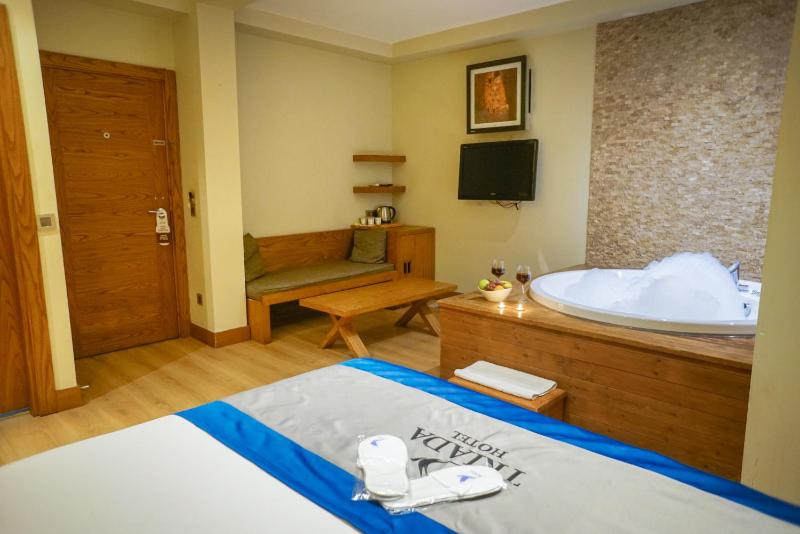 Triada Hotel Taksim - Special Category - image 4
