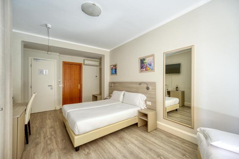 Triple Room image 1