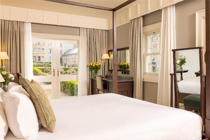 Garden Suite image 3