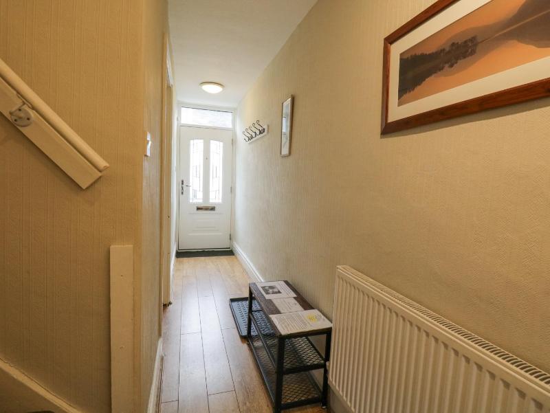 St Mary's Cottage - image 11