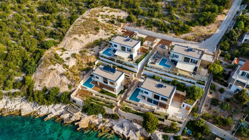 Villa Plava Voda Luxury Villas Images