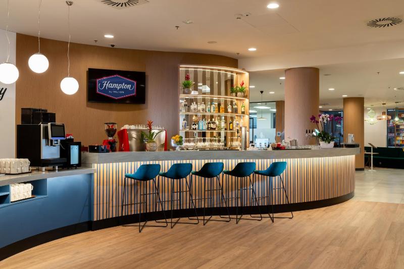 Hampton by Hilton Budapest City Centre - image 8