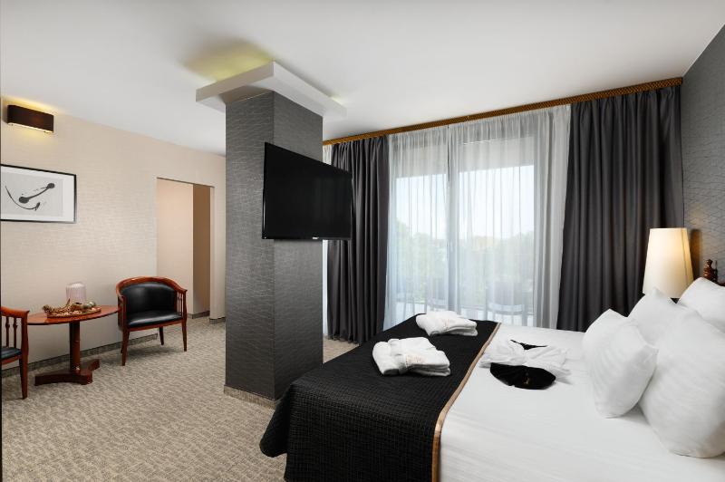 Royal Suite image 4