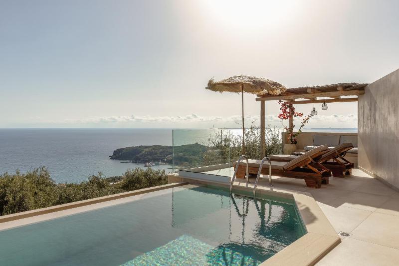 Apolis Villas & Suites Resort - image 40
