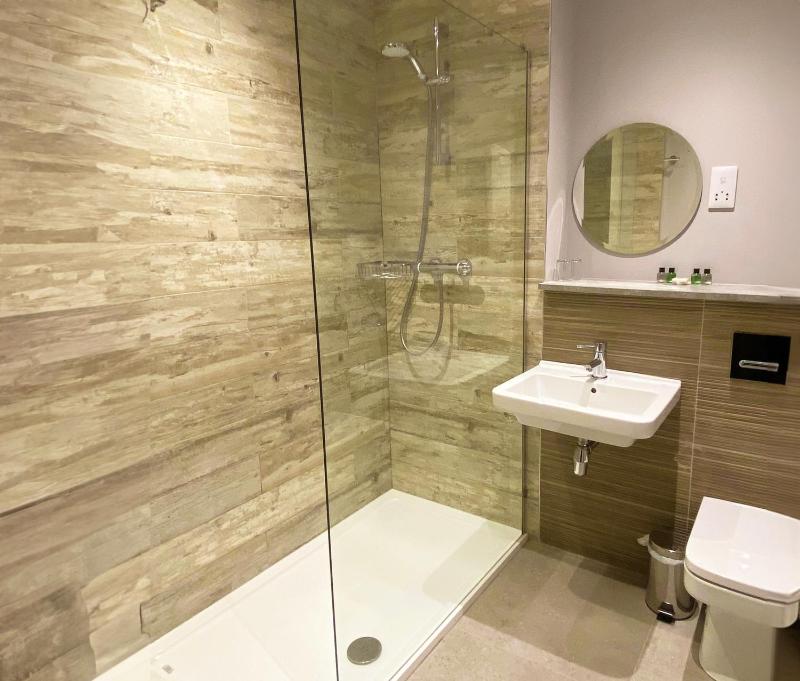 Superior Double or Twin Room with Sea View image 4