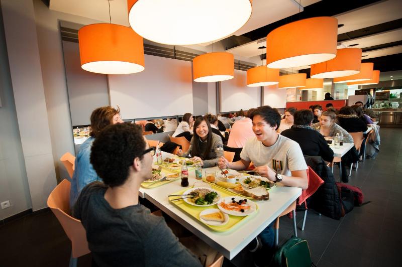 HI Brussels Jacques Brel Hostel - image 5