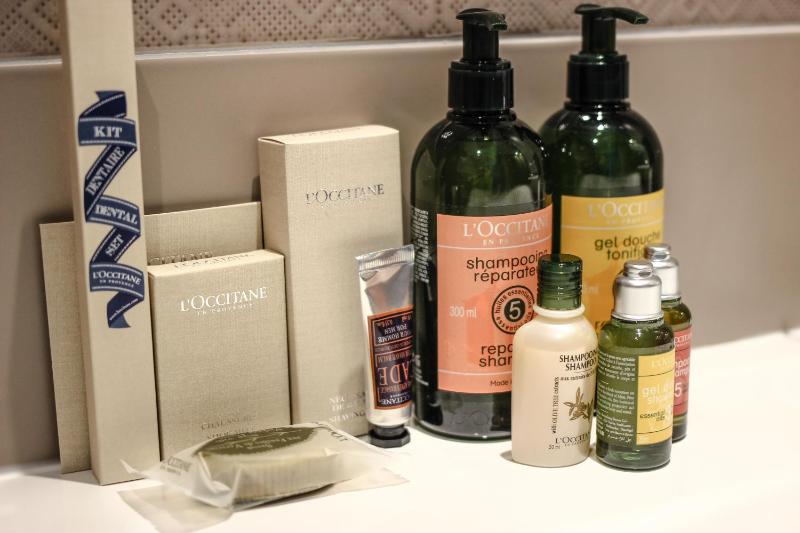 Superior Double Room image 3