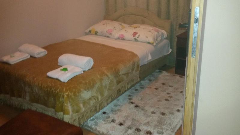 Deluxe Double Room with Balcony image 2