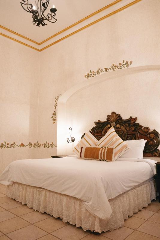 Los Pilares Hotel - image 15