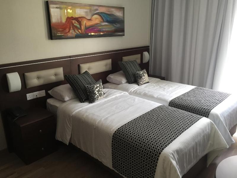 Livadhiotis City Hotel - image 2
