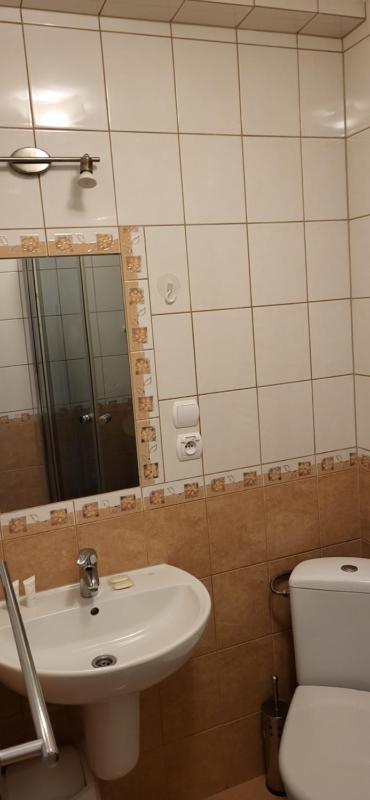 Double Room image 4