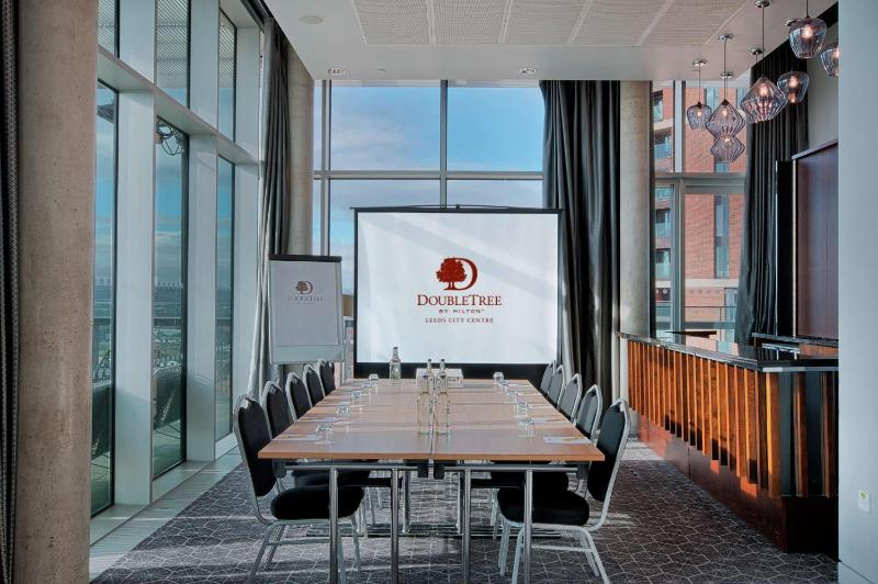 DoubleTree By Hilton Leeds City Centre - image 34