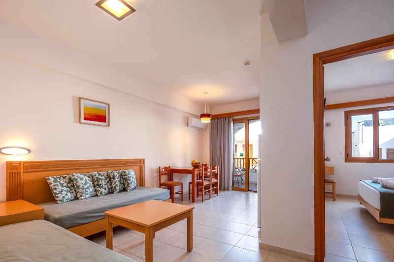 Superior Comfort Apartment image 3
