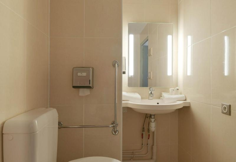 Double Room - Disability Access image 2