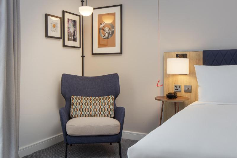 Queen Room - Mobility Access image 3