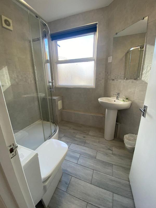 Lady Hamilton Inn - image 22