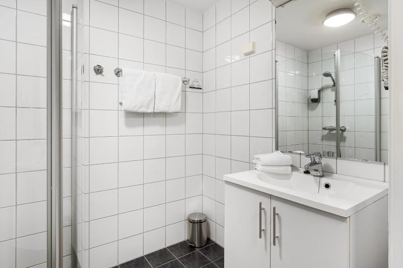 Superior Double Room image 3