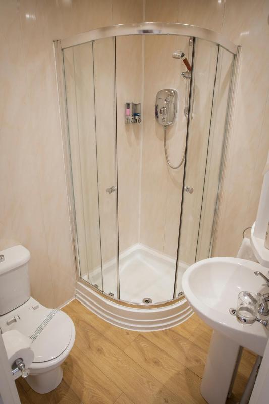 Double Room image 1