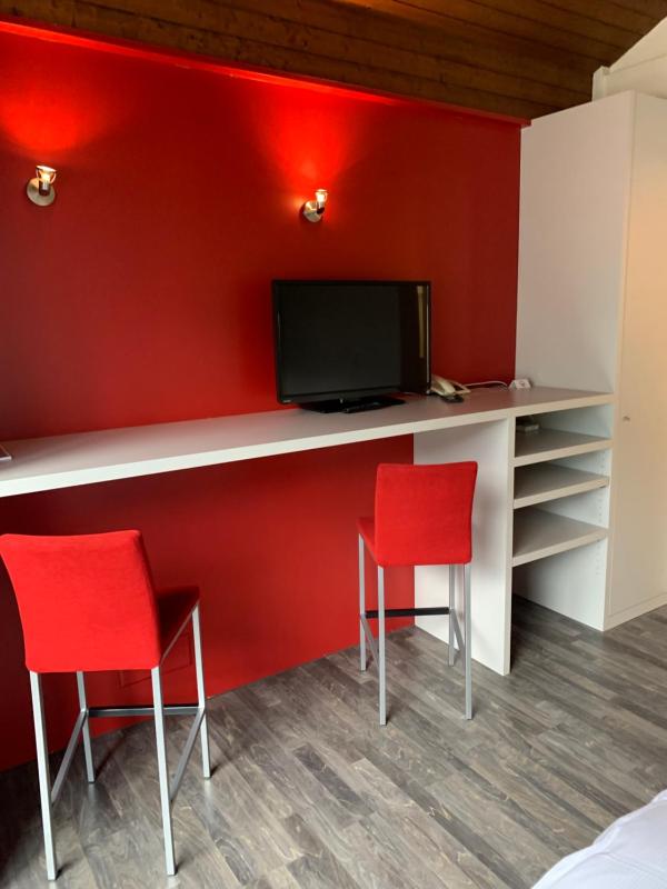 Comfort Double Room with Balcony, indoor pool & sauna access image 1