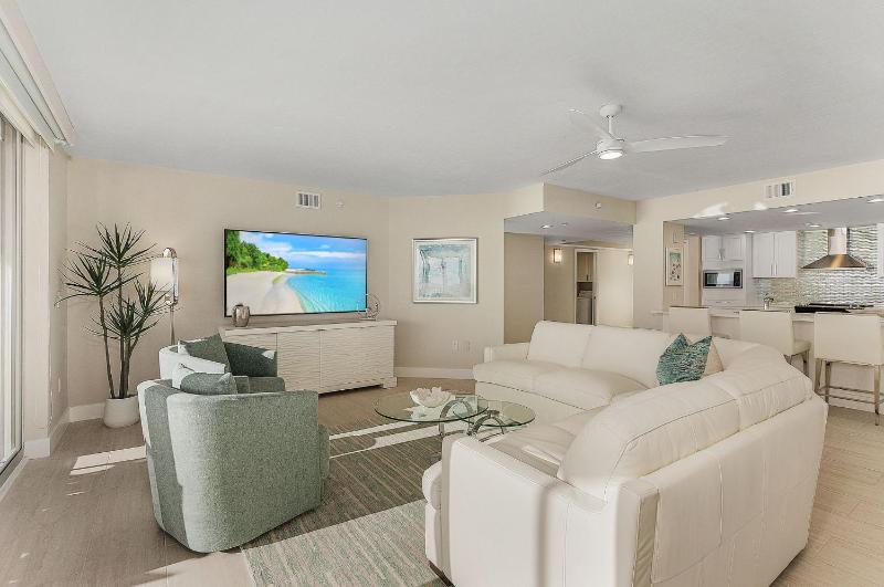 50 Shades of White - Gullwing #805 - 6620 Estero Blvd condo - image 6