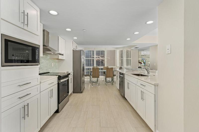 50 Shades of White - Gullwing #805 - 6620 Estero Blvd condo - image 16