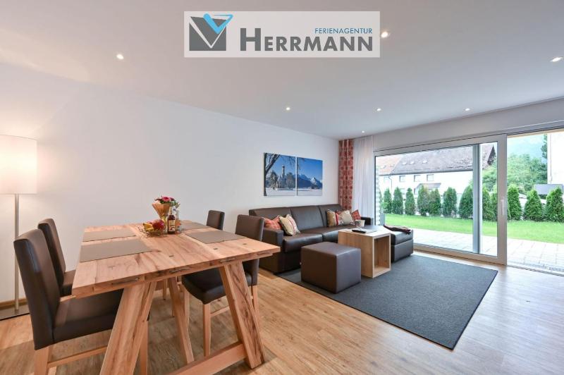 Apartment with Terrace image 1