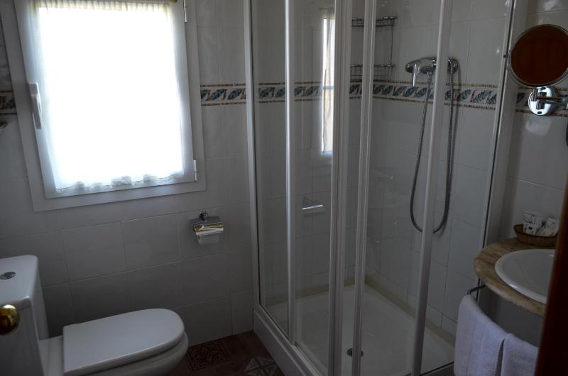 Double or Twin Room image 2