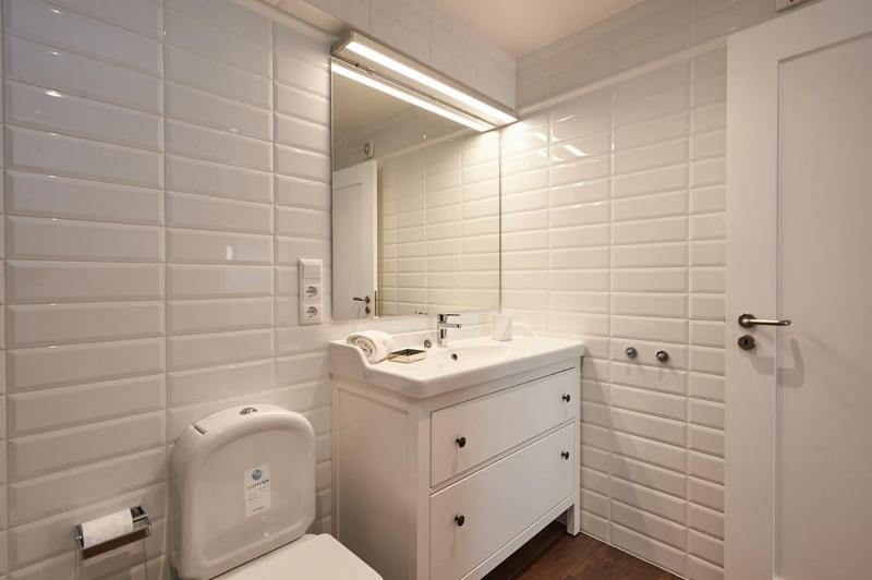 Oceanario 2 Bedroom Apartment - Sea View and Pool - image 27