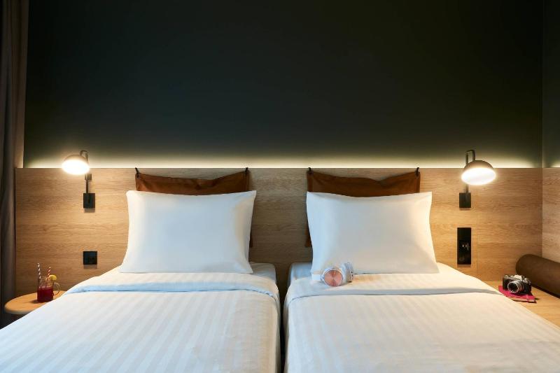 Moxy Twin Sleeper, Guest room, 2 Twin/Single Bed(s) image 4