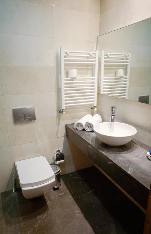 Executive Double Room image 3