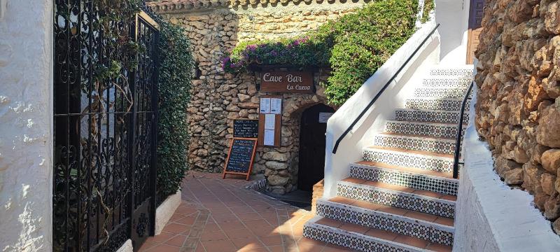 Capistrano Village Leo's Smile House by VG - image 10