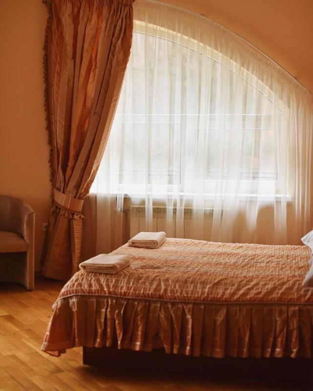 Standard Double Room image 1