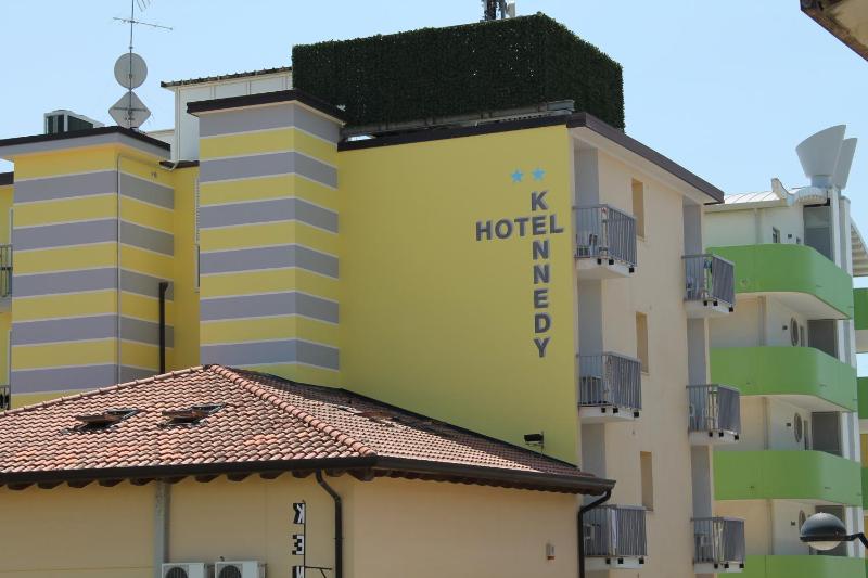 Hotel Kennedy - image 16
