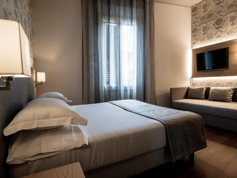 Hotel Accademia - image 5