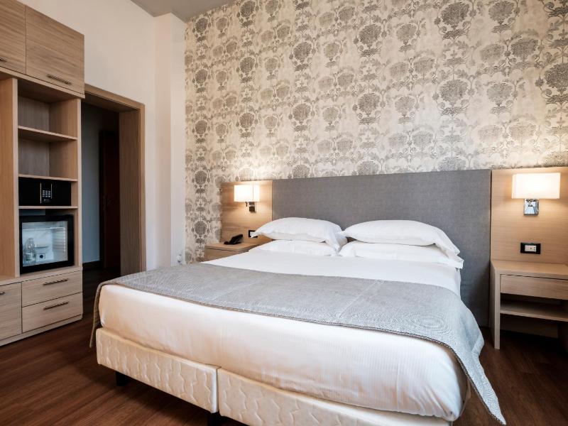 Hotel Accademia - image 8