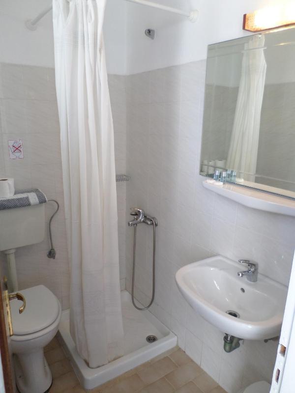 Double Room with Sea View image 2