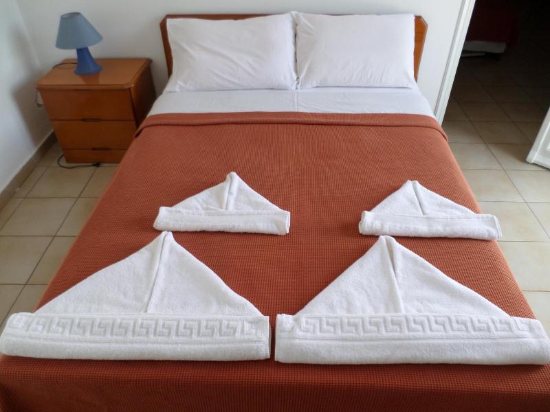 Double Room with Sea View image 3